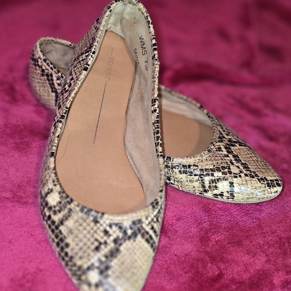 Report Snakeskin Patterned Flats - Picture 2 of 8